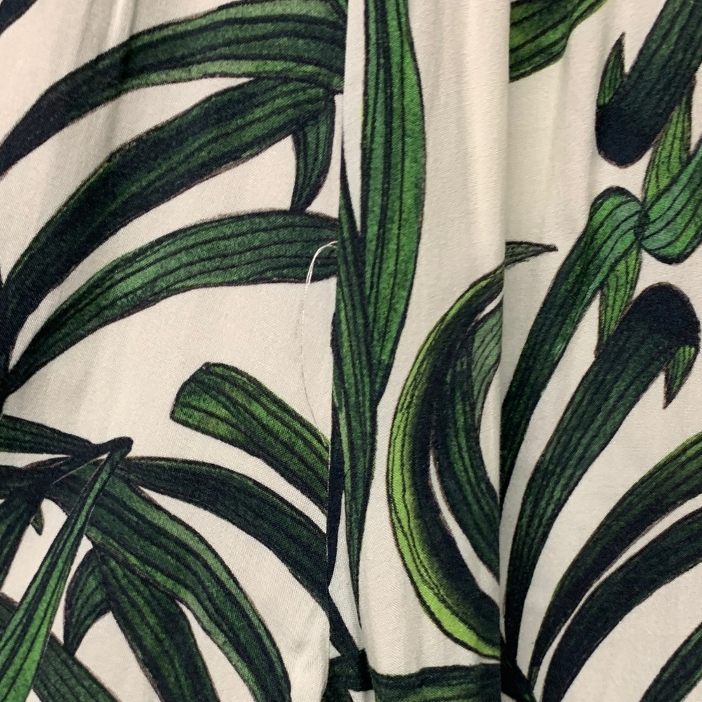Show Me Your MuMu Green Leaf Print Wide Leg Pants - Picture 3 of 3